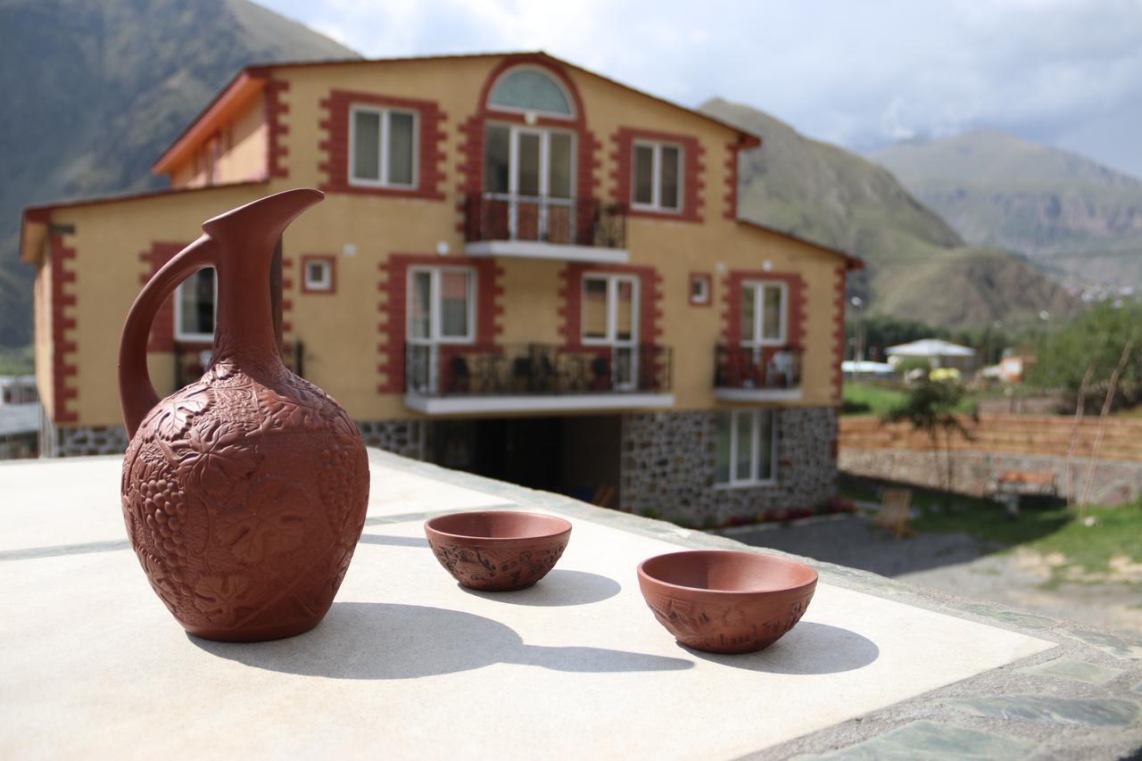 Tower Hotel Kazbegi Exterior photo